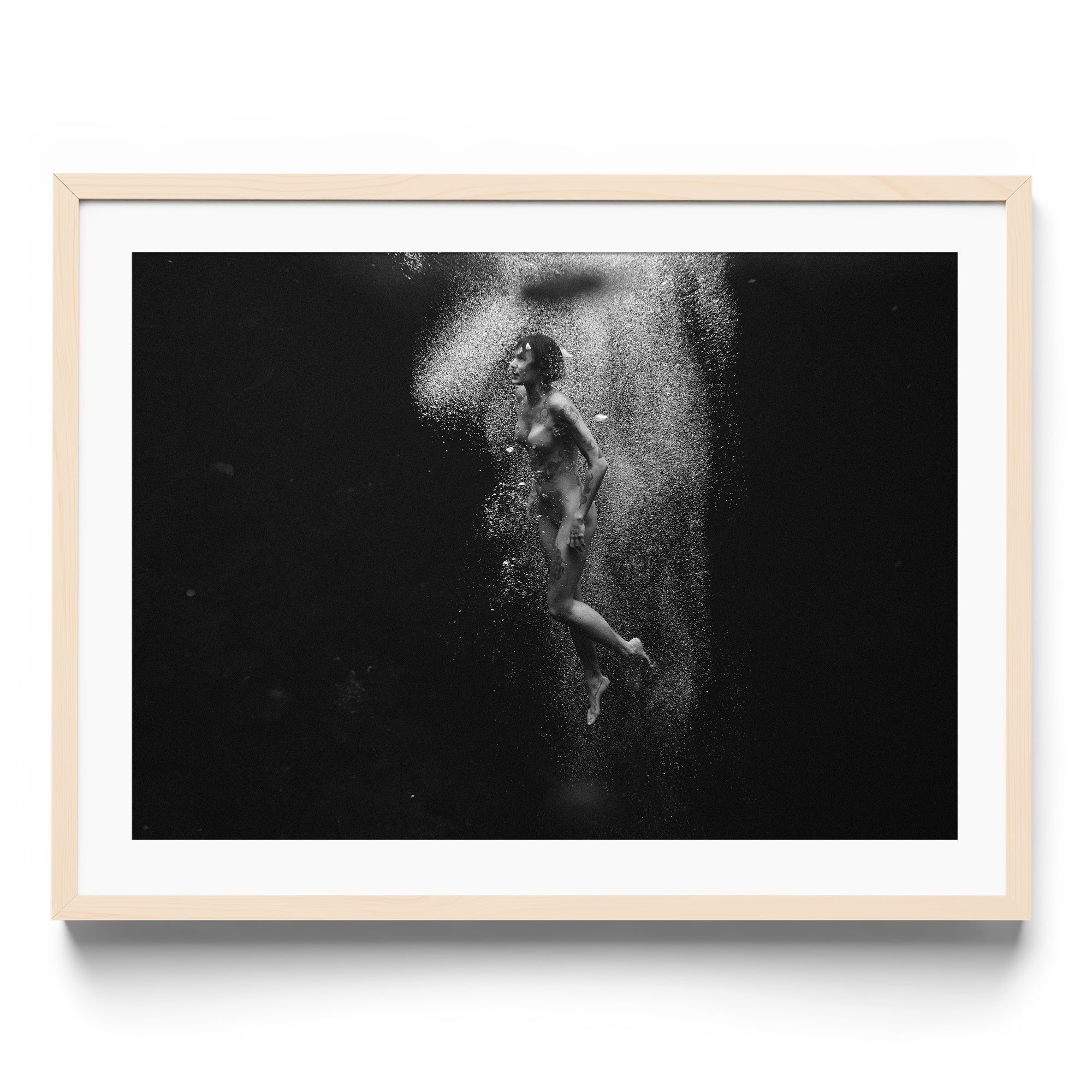 Aqua Bliss - DANA GALLERYMario AlzateDANA GALLERYDANA GALLERYMario Alzate