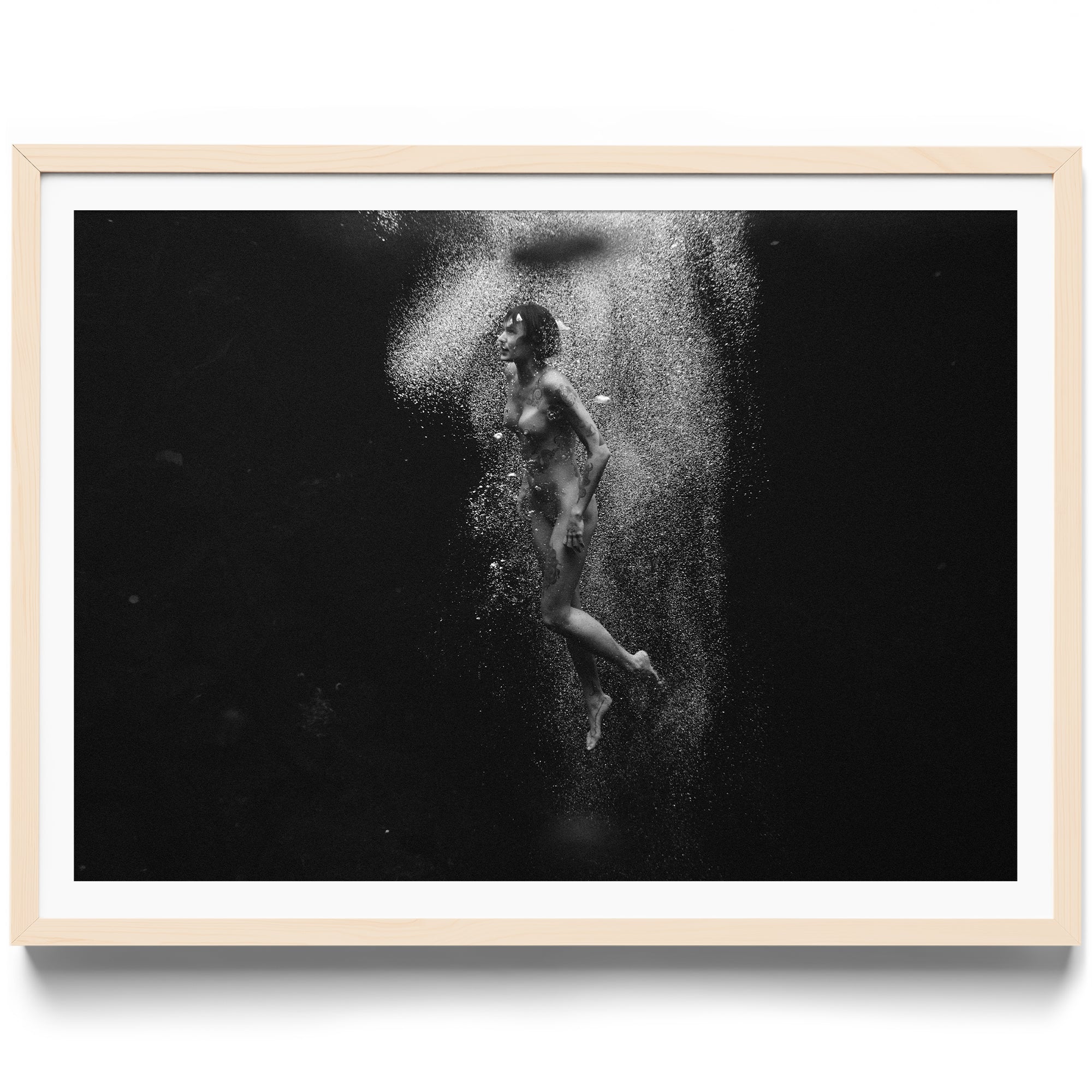 Aqua Bliss - DANA GALLERYMario AlzateDANA GALLERYDANA GALLERYMario Alzate