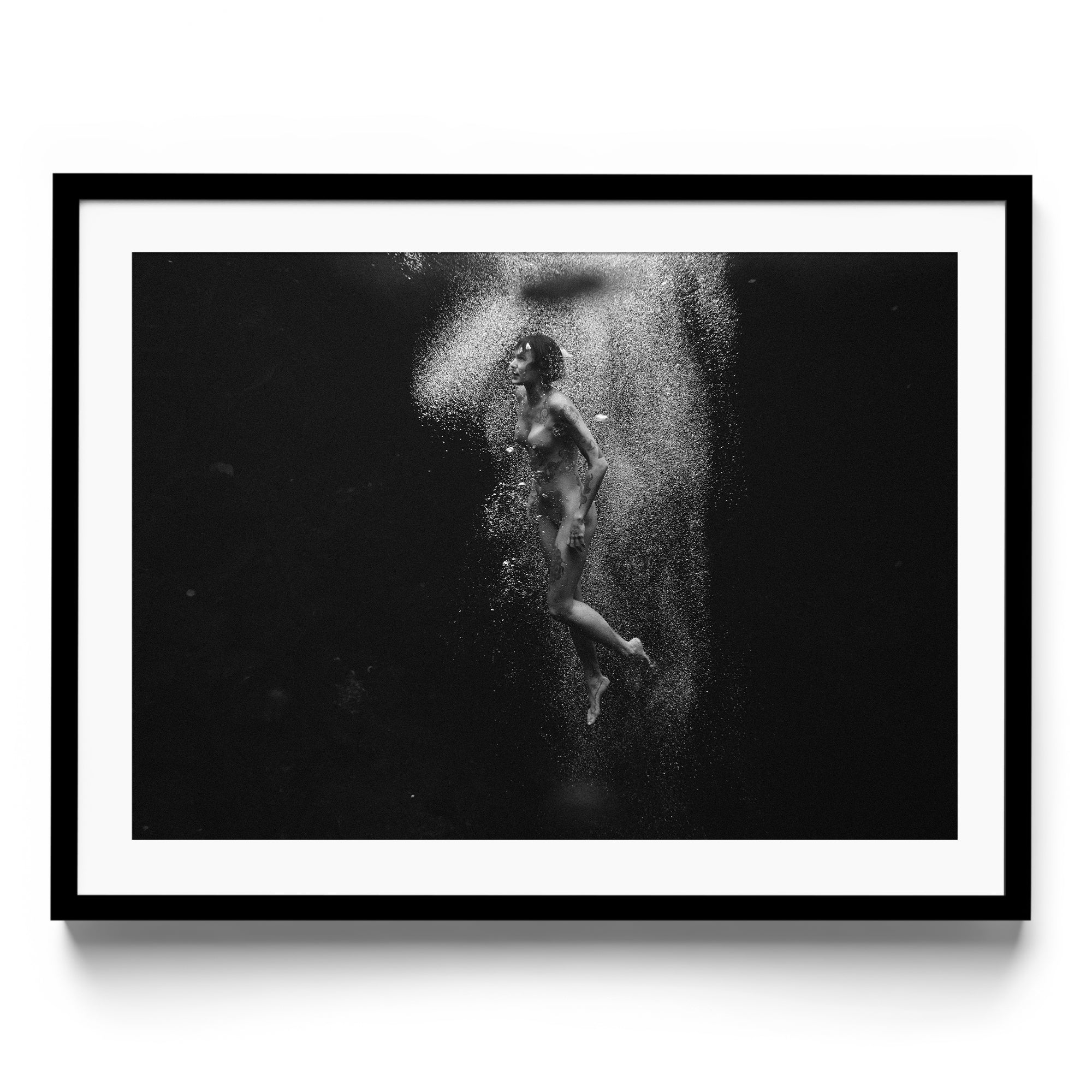 Aqua Bliss - DANA GALLERYMario AlzateDANA GALLERYDANA GALLERYMario Alzate