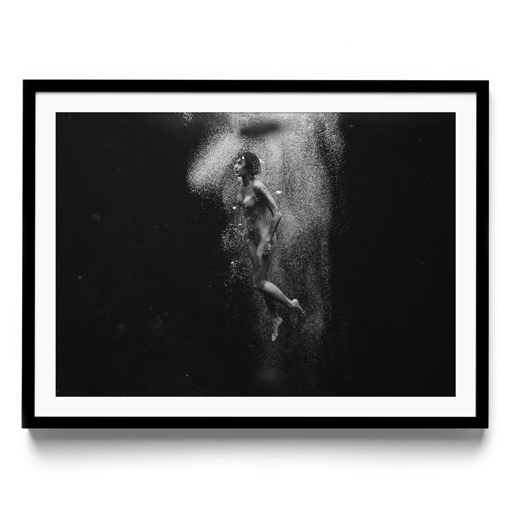 Aqua Bliss - DANA GALLERYMario AlzateDANA GALLERYDANA GALLERYMario Alzate