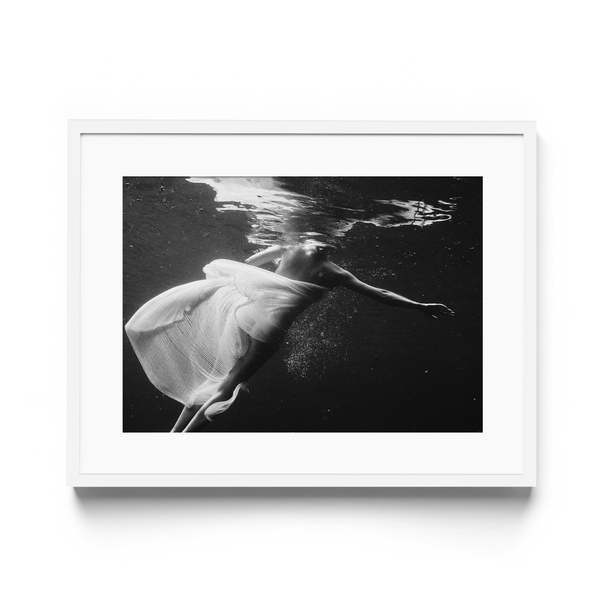 Luce Liquida - DANA GALLERYMario AlzateDANA GALLERYDANA GALLERYMario Alzate