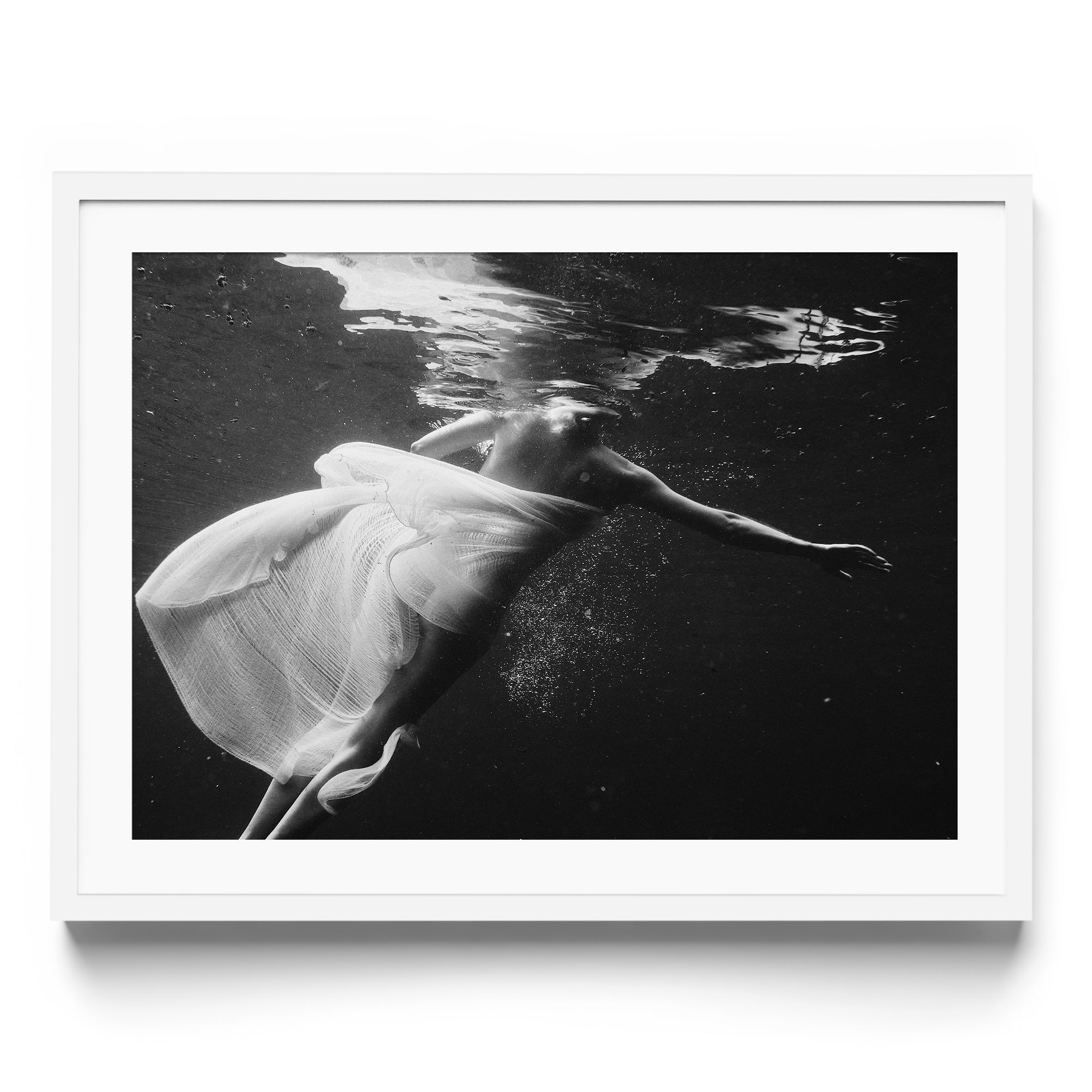 Luce Liquida - DANA GALLERYMario AlzateDANA GALLERYDANA GALLERYMario Alzate