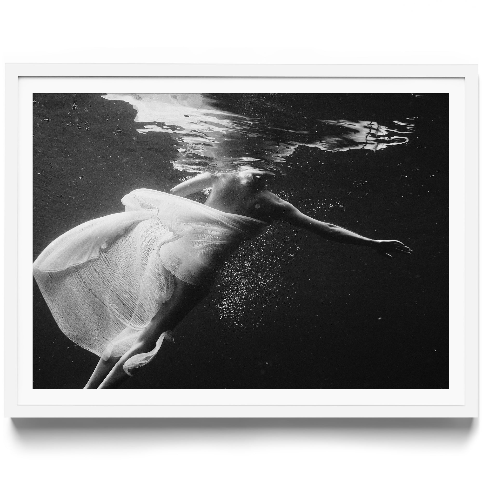 Luce Liquida - DANA GALLERYMario AlzateDANA GALLERYDANA GALLERYMario Alzate