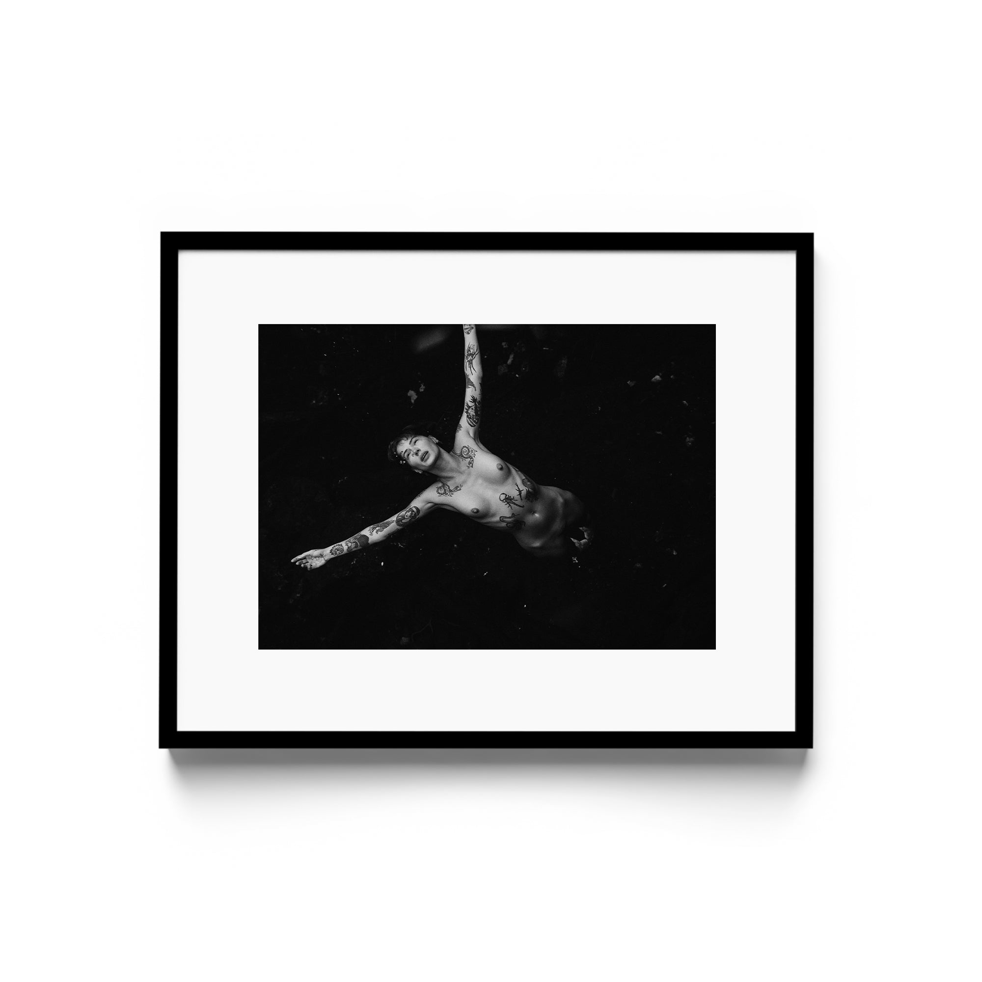 Noir Swim - DANA GALLERYMario AlzateDANA GALLERYDANA GALLERYMario Alzate