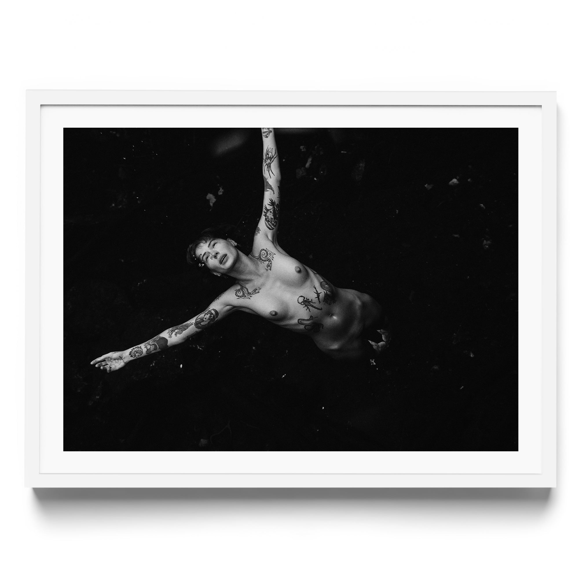 Noir Swim - DANA GALLERYMario AlzateDANA GALLERYDANA GALLERYMario Alzate