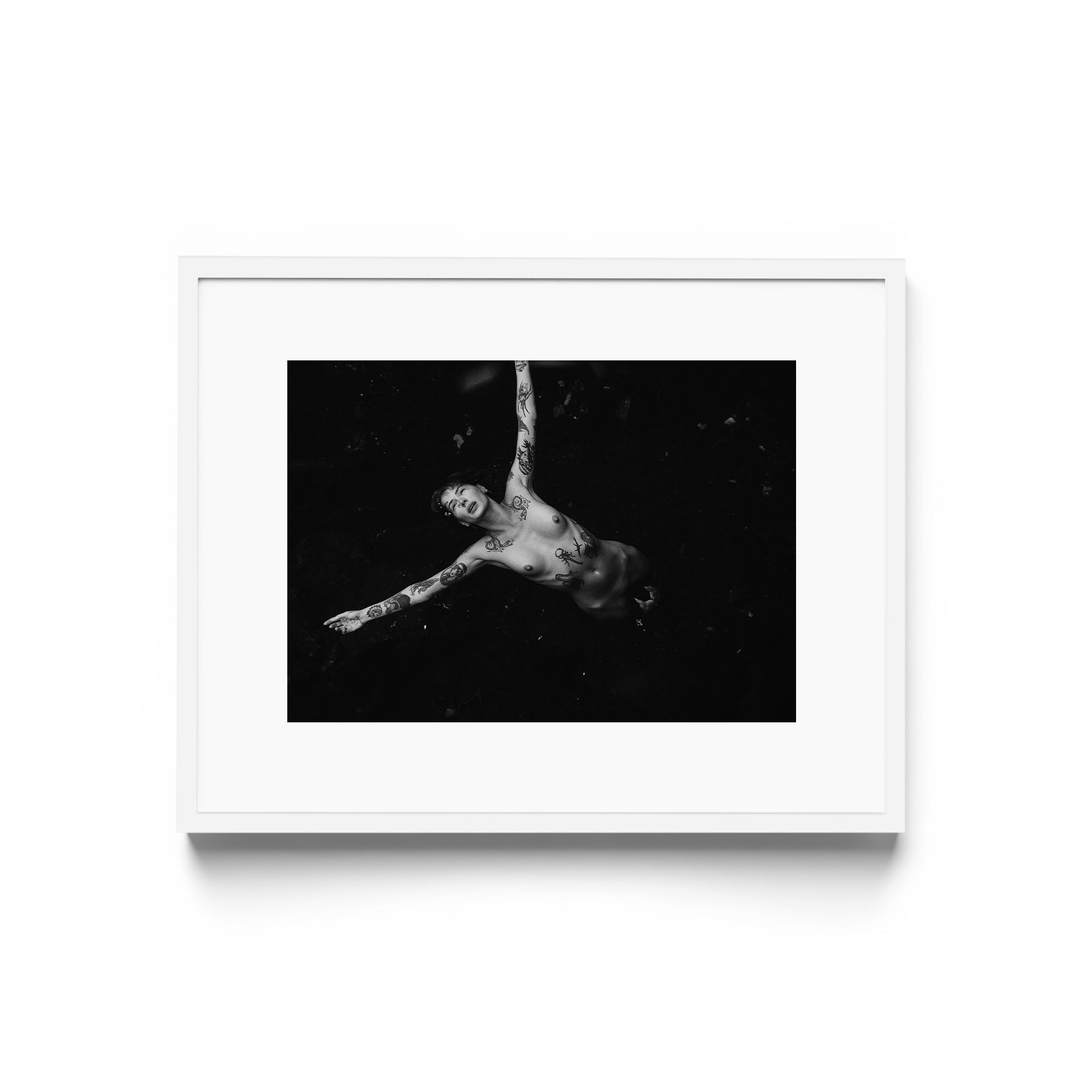 Noir Swim - DANA GALLERYMario AlzateDANA GALLERYDANA GALLERYMario Alzate