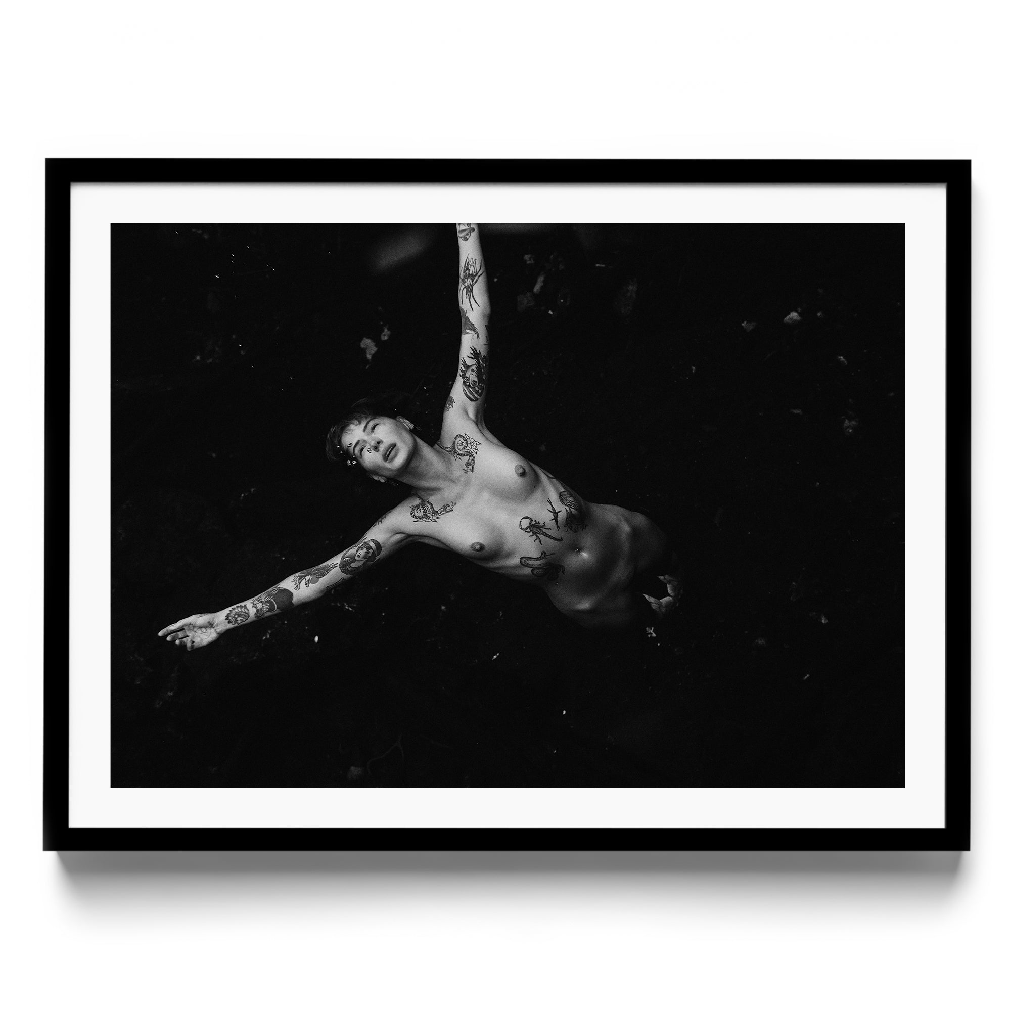 Noir Swim - DANA GALLERYMario AlzateDANA GALLERYDANA GALLERYMario Alzate