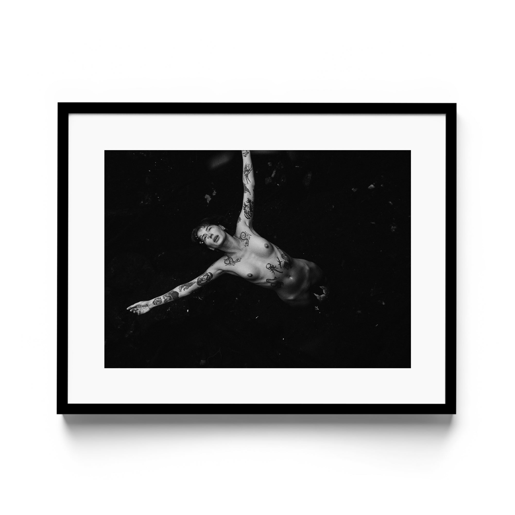 Noir Swim - DANA GALLERYMario AlzateDANA GALLERYDANA GALLERYMario Alzate