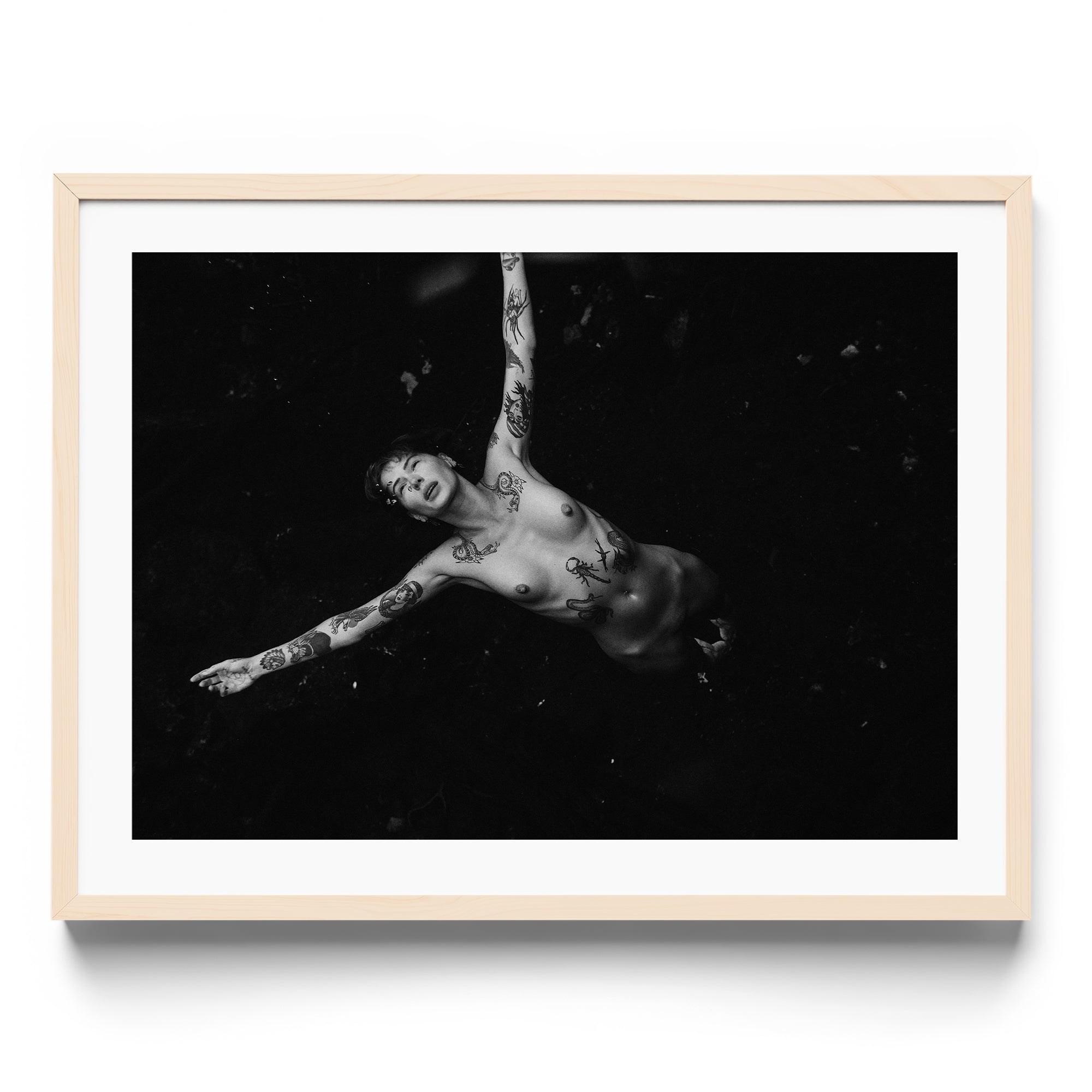 Noir Swim - DANA GALLERYMario AlzateDANA GALLERYDANA GALLERYMario Alzate