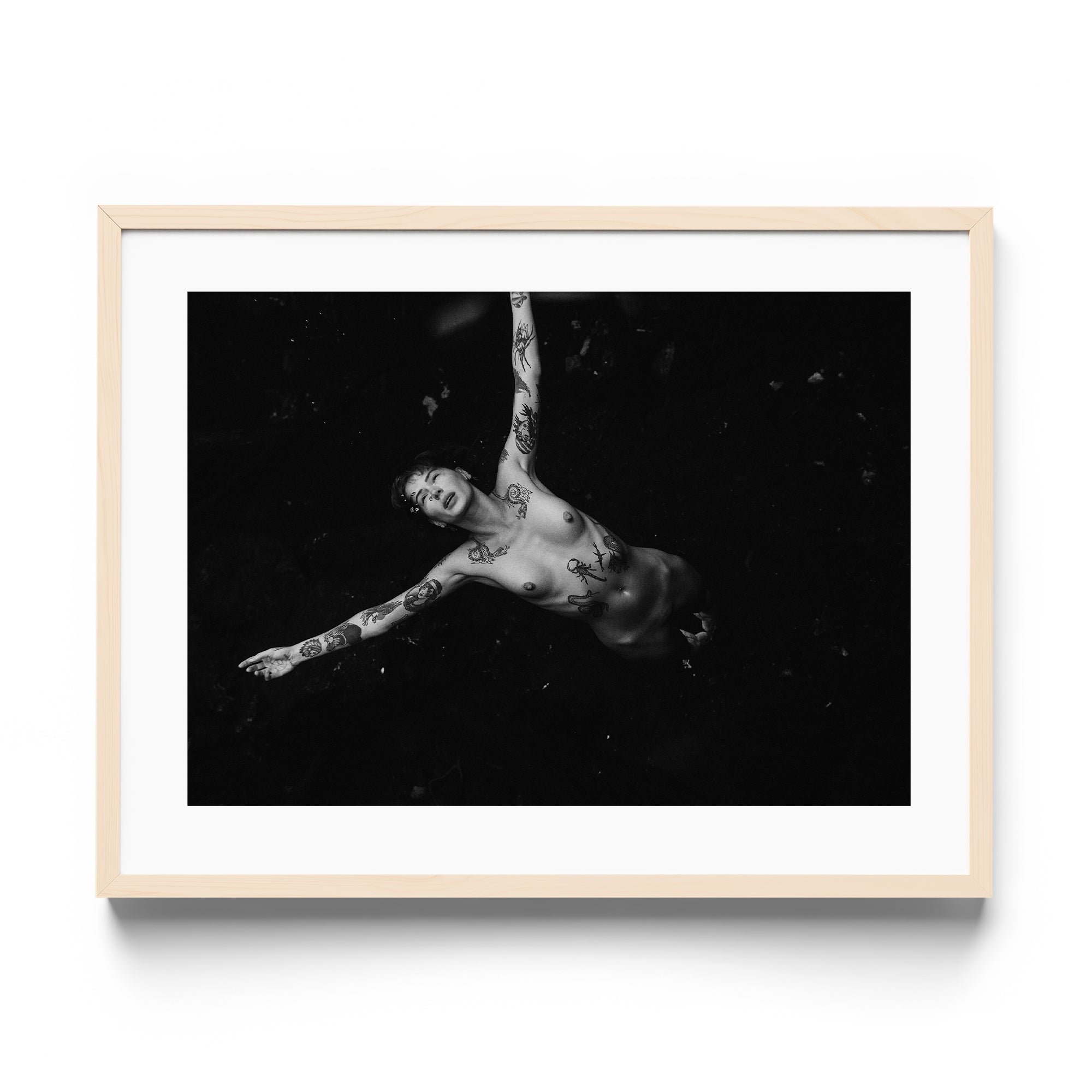 Noir Swim - DANA GALLERYMario AlzateDANA GALLERYDANA GALLERYMario Alzate