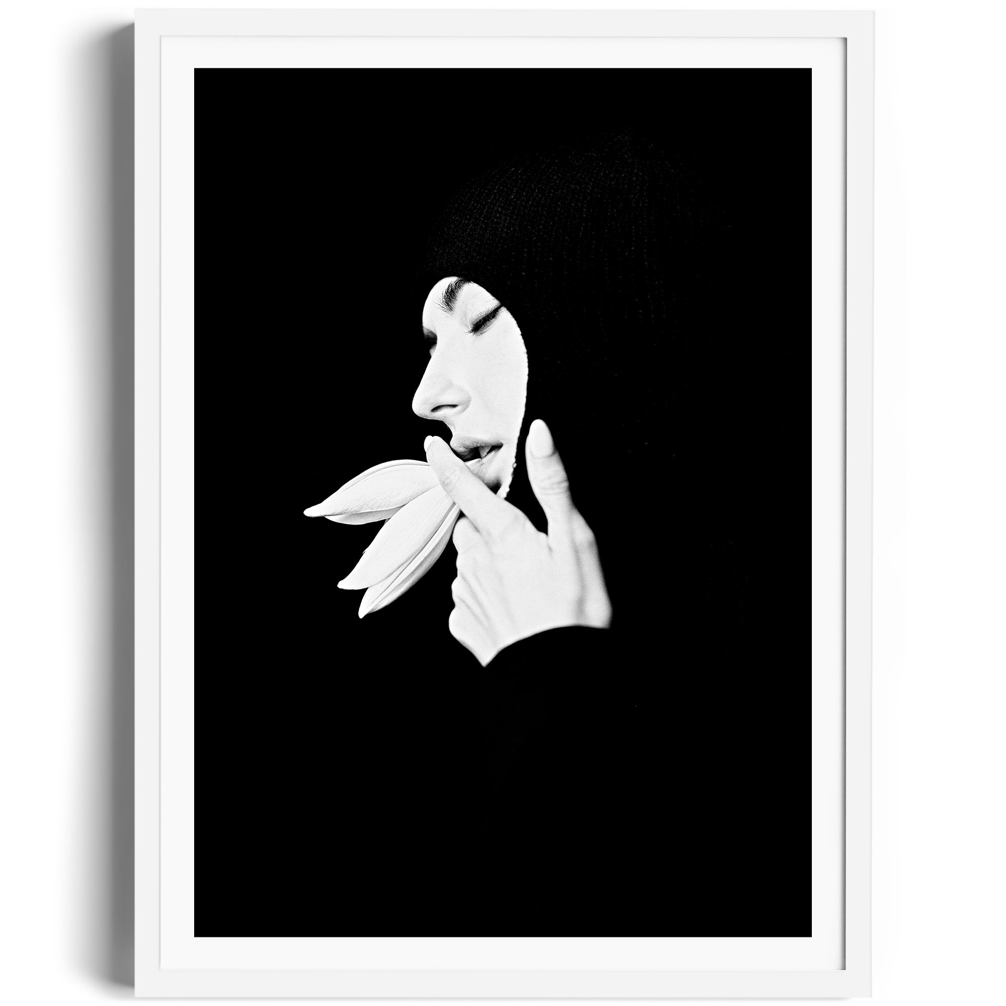 Silhouette Lumièr - DANA GALLERYDiego CadavidDANA GALLERYDANA GALLERYDiego Cadavid