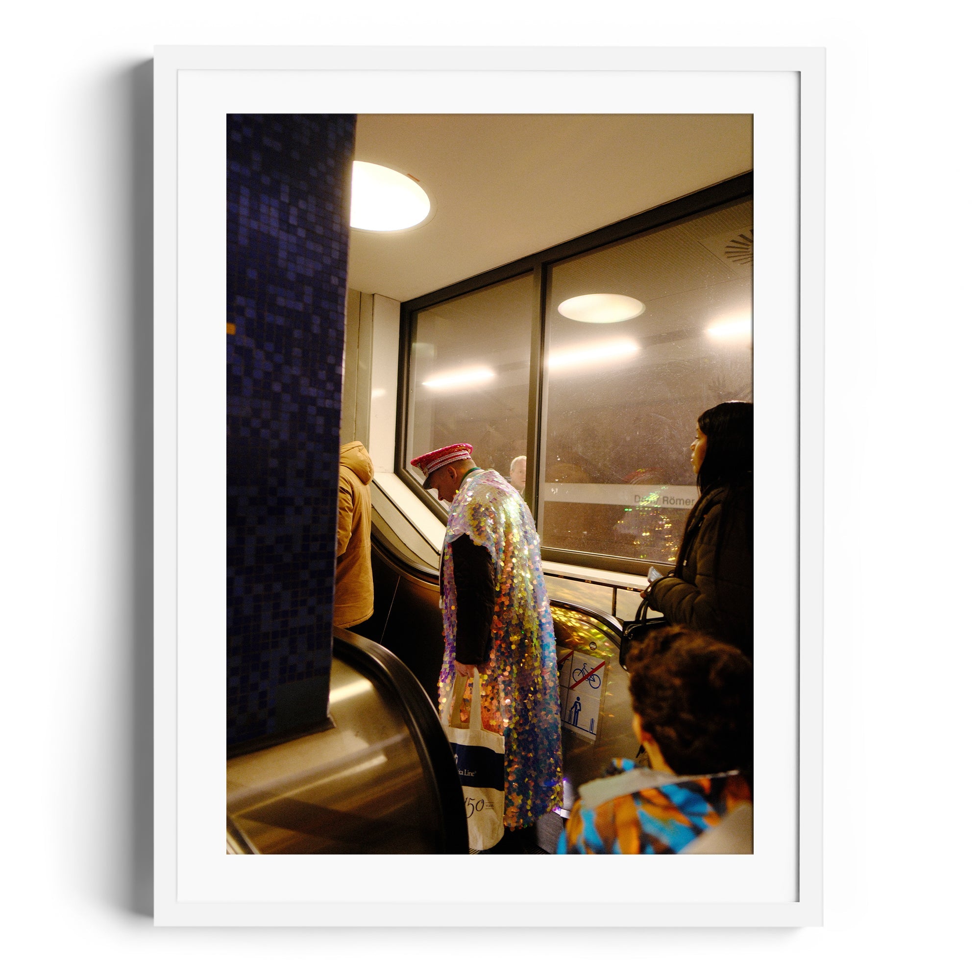 Limited edition fine art photo by Marcelo Cadavid, showcasing a vibrant scene at THE DANA GALLERY, Miami.