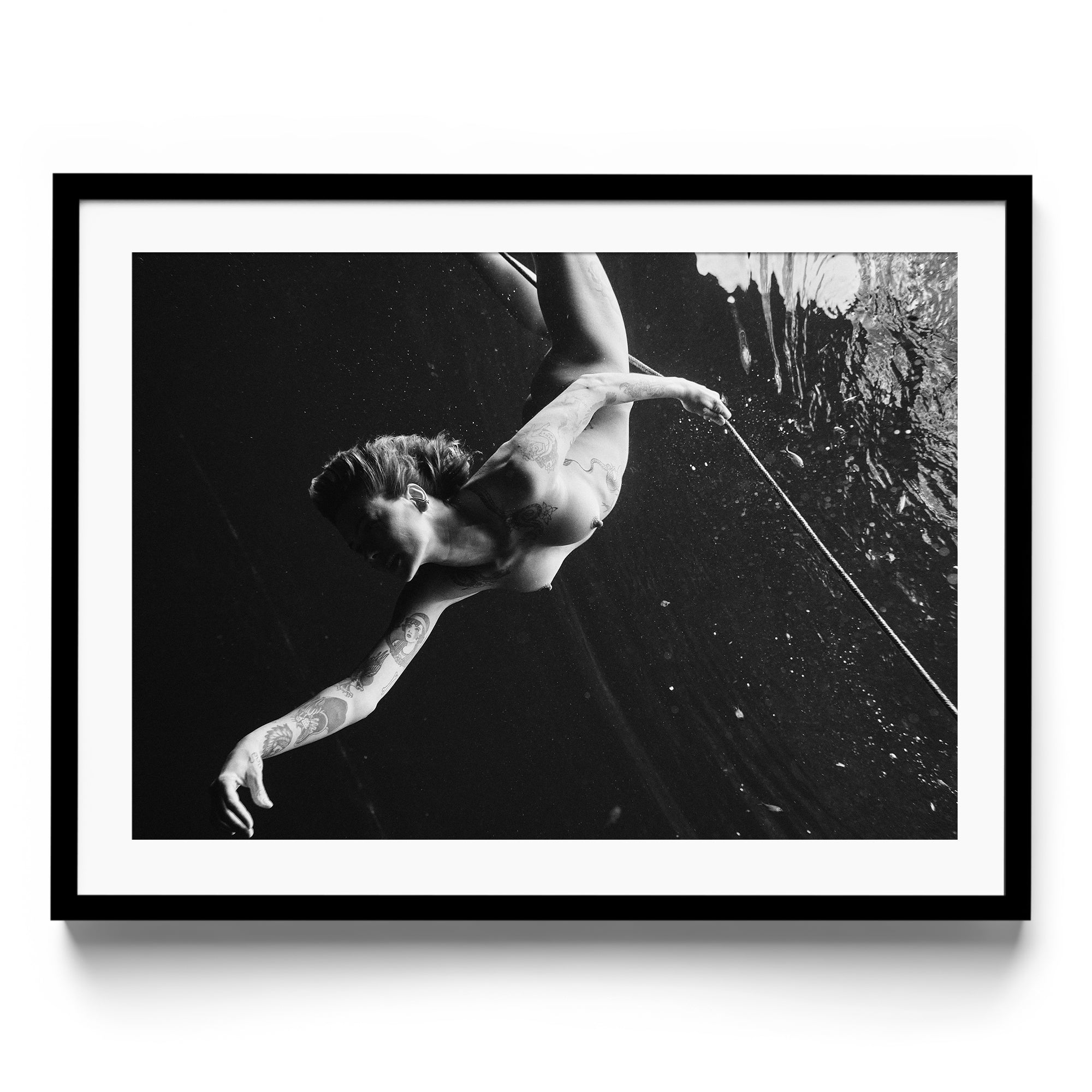 Bajo el Agua - DANA GALLERYMario AlzateDANA GALLERYDANA GALLERYMario Alzate