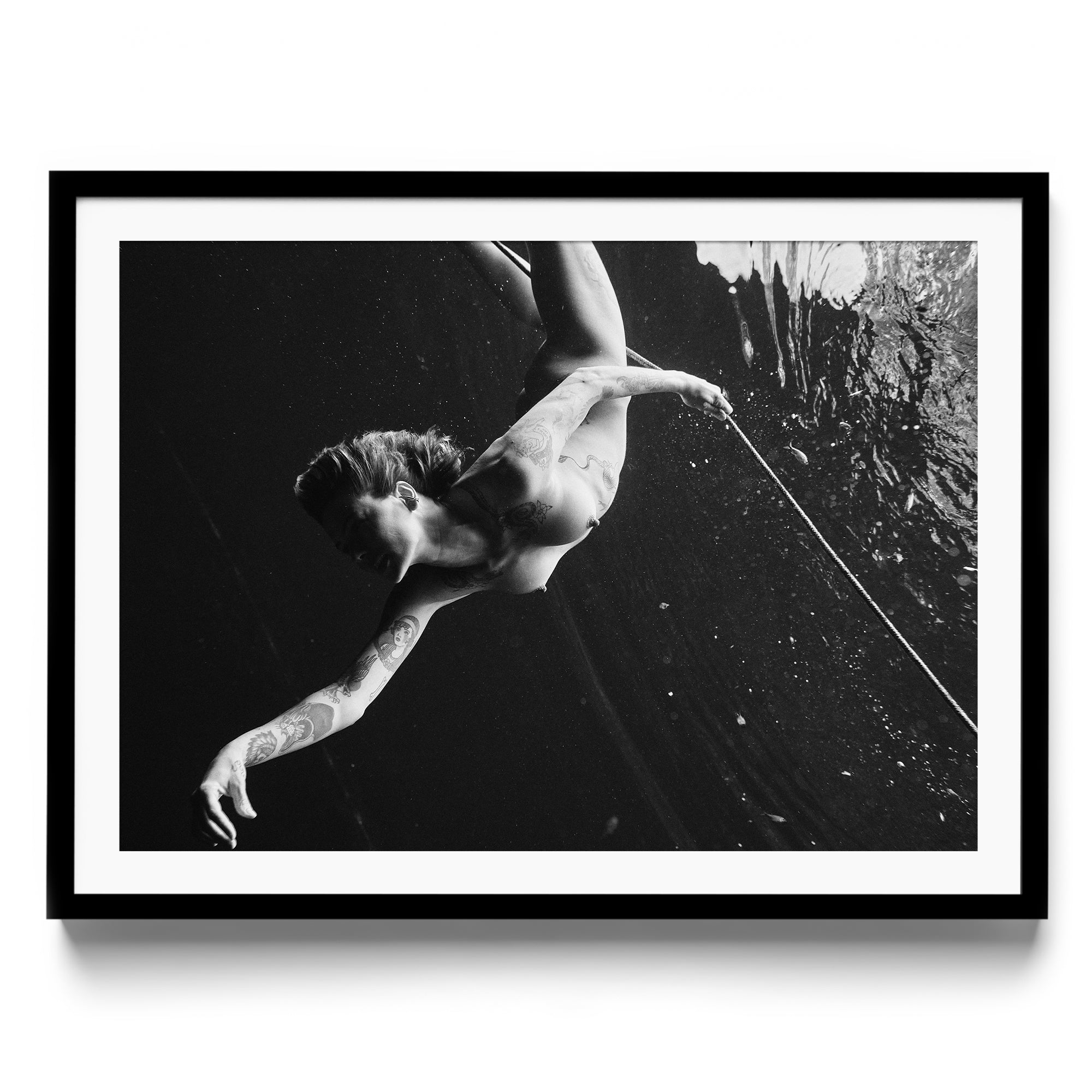 Bajo el Agua - DANA GALLERYMario AlzateDANA GALLERYDANA GALLERYMario Alzate
