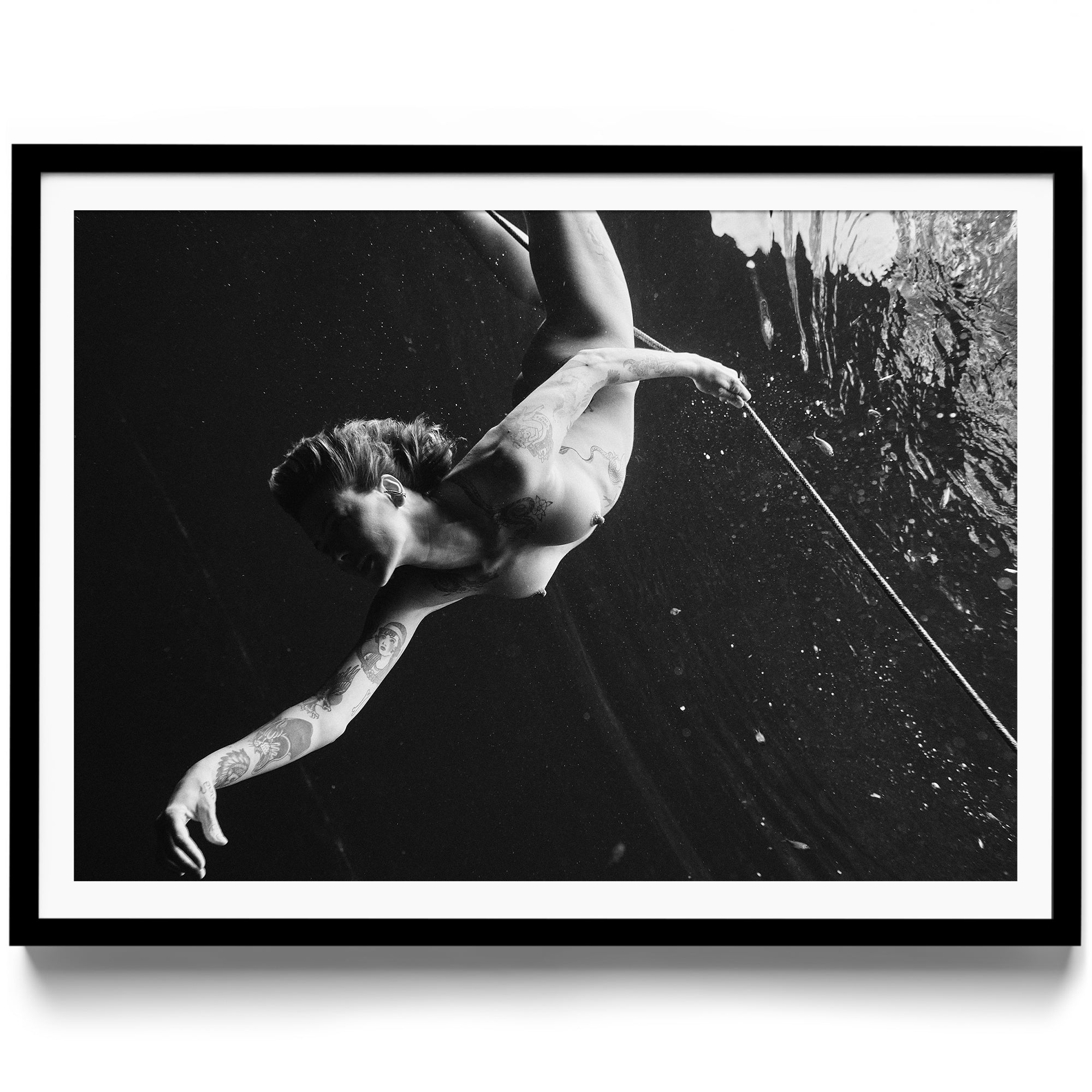 Bajo el Agua - DANA GALLERYMario AlzateDANA GALLERYDANA GALLERYMario Alzate