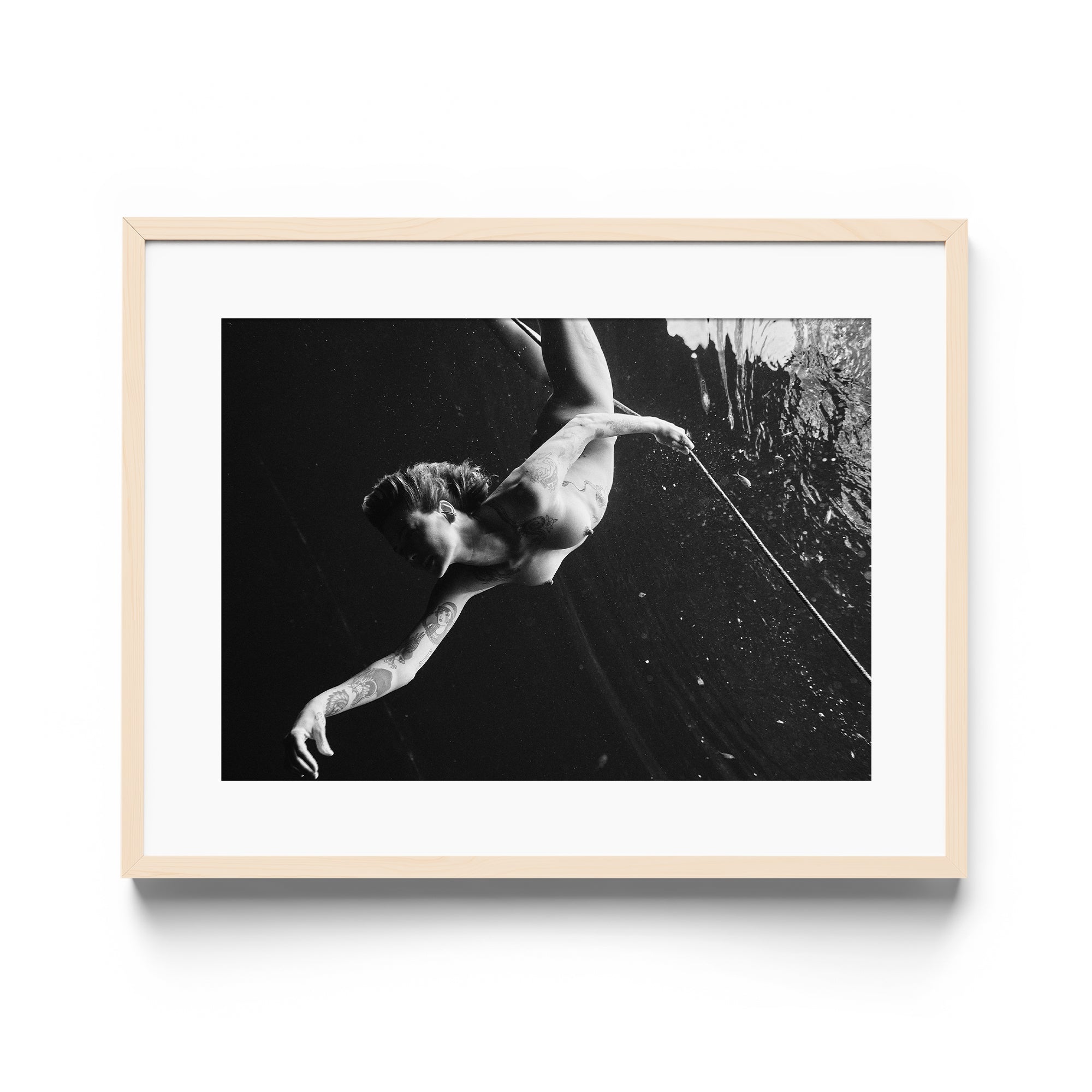 Bajo el Agua - DANA GALLERYMario AlzateDANA GALLERYDANA GALLERYMario Alzate