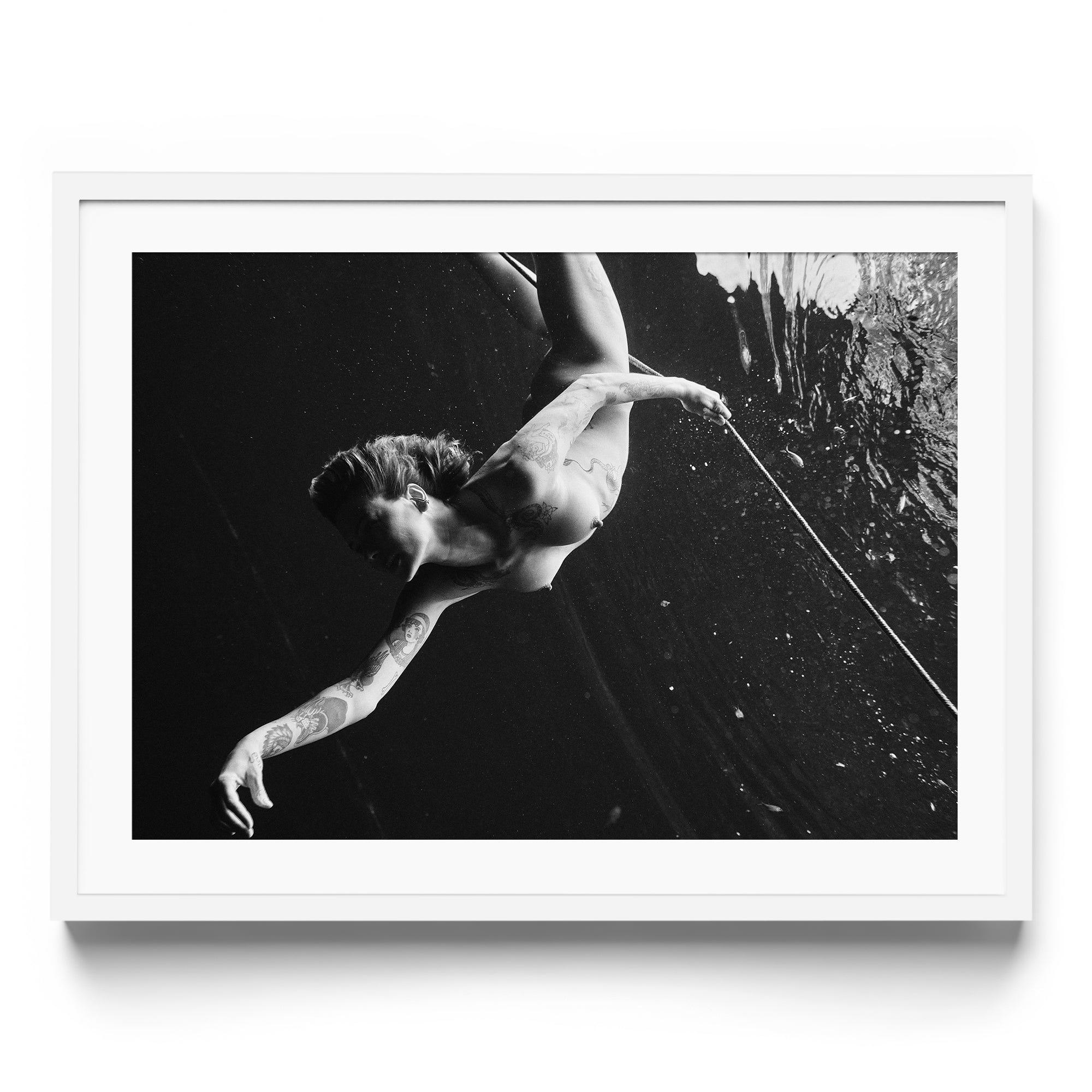 Bajo el Agua - DANA GALLERYMario AlzateDANA GALLERYDANA GALLERYMario Alzate