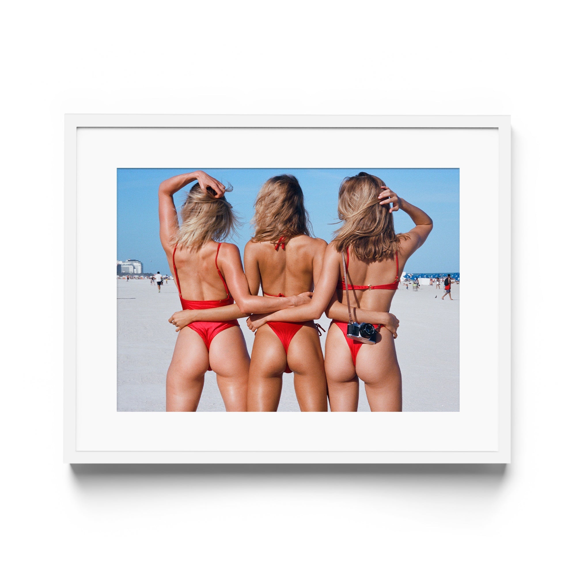 Beach Babes - DANA GALLERYMario AlzateDANA GALLERYDANA GALLERYMario Alzate