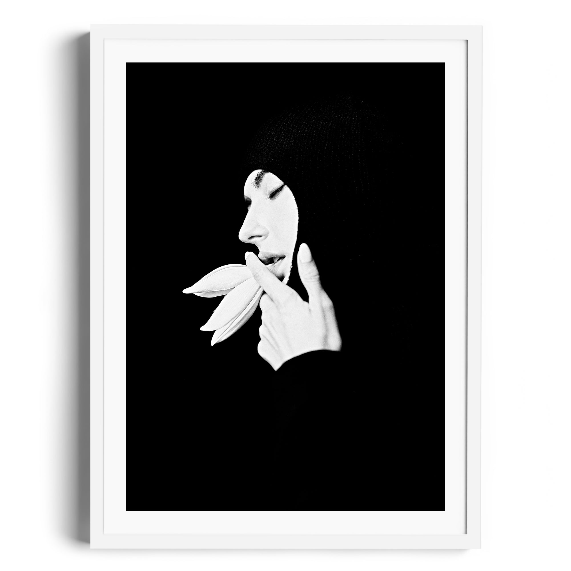 Silhouette Lumièr - DANA GALLERYDiego CadavidDANA GALLERYDANA GALLERYDiego Cadavid