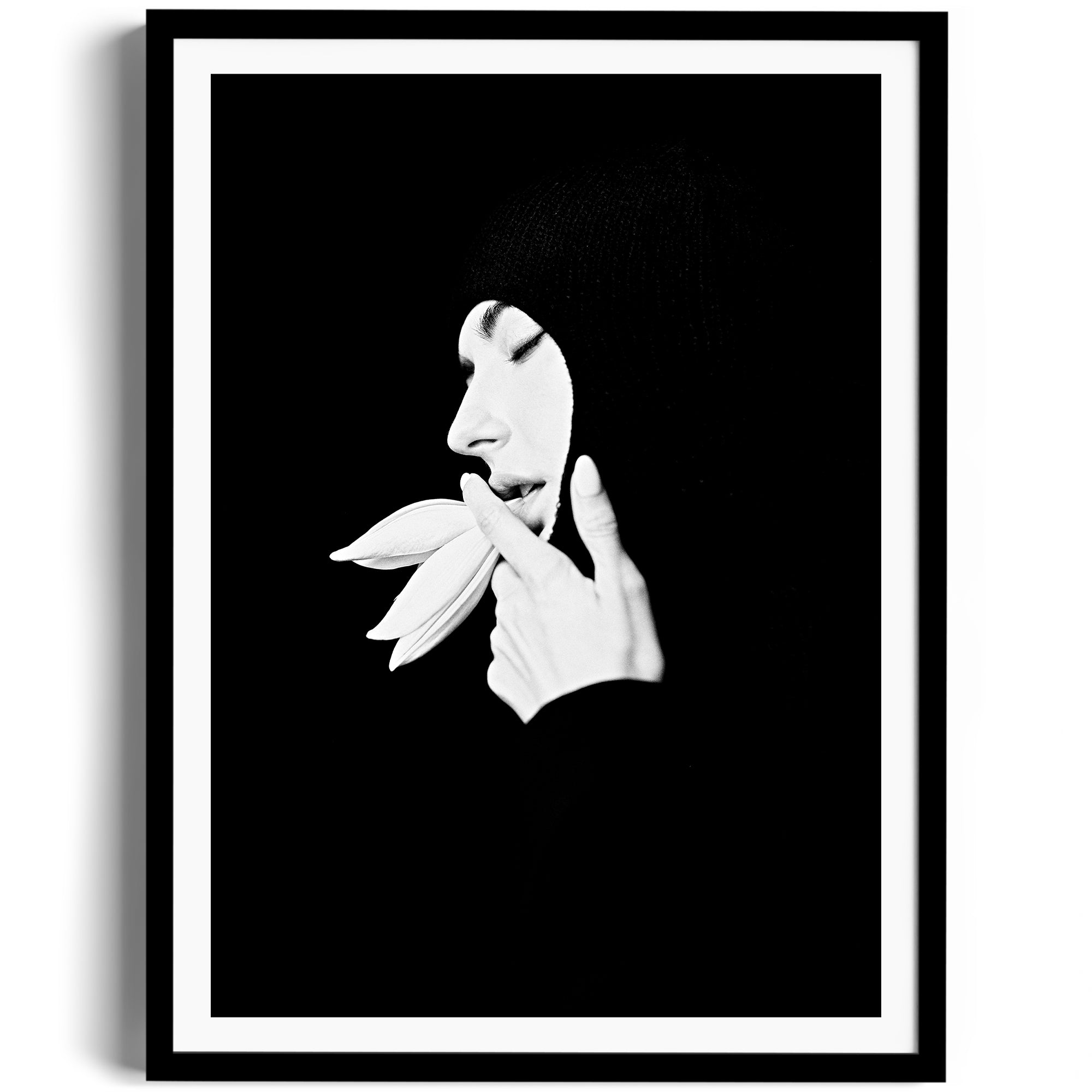 Silhouette Lumièr - DANA GALLERYDiego CadavidDANA GALLERYDANA GALLERYDiego Cadavid