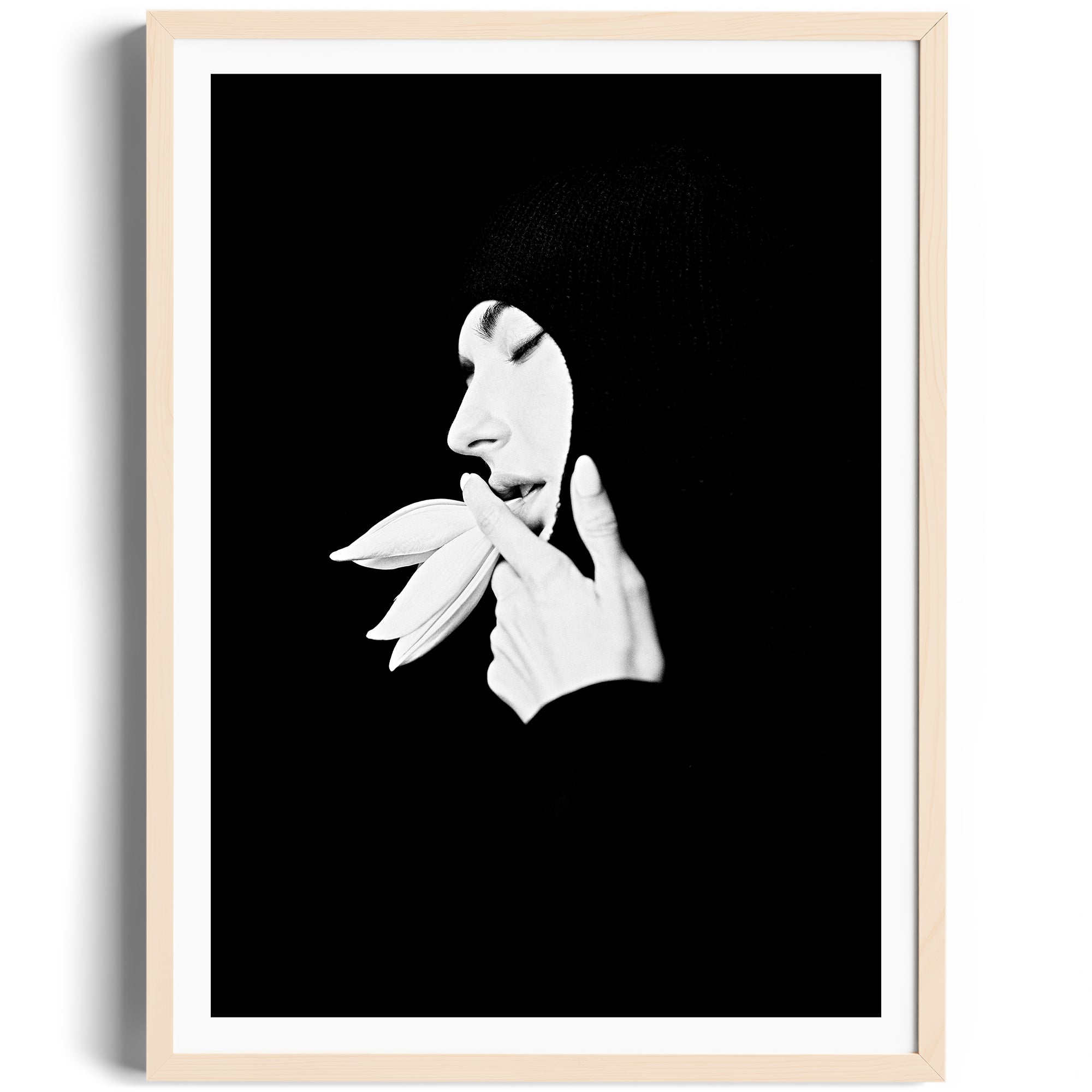 Silhouette Lumièr - DANA GALLERYDiego CadavidDANA GALLERYDANA GALLERYDiego Cadavid