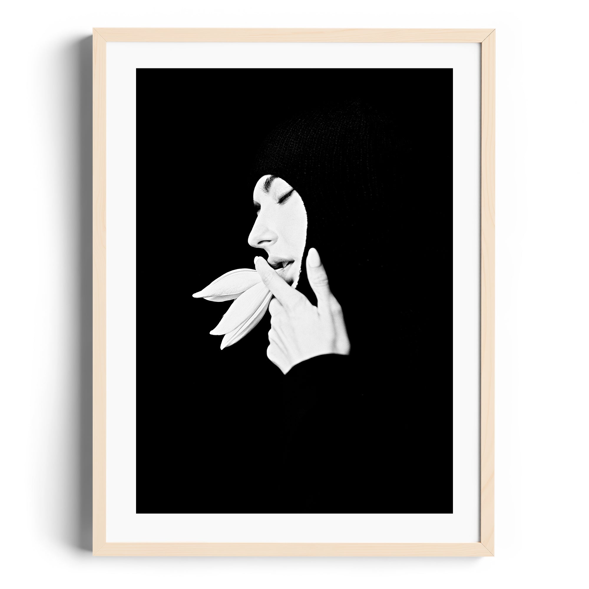Silhouette Lumièr - DANA GALLERYDiego CadavidDANA GALLERYDANA GALLERYDiego Cadavid